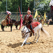 Mario Luraschi ist Regisseur und spielt den Grafen Berengar (©Foto. Martin Schmitz)